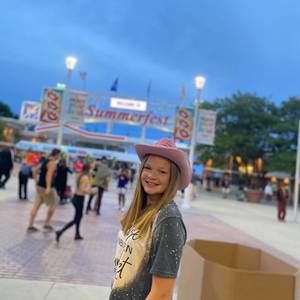 Meet your Posher, Sydney